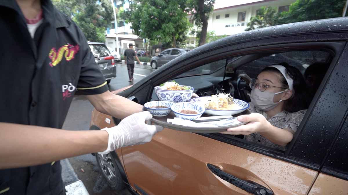 Sistem Drive-In di Po Noodle Bar